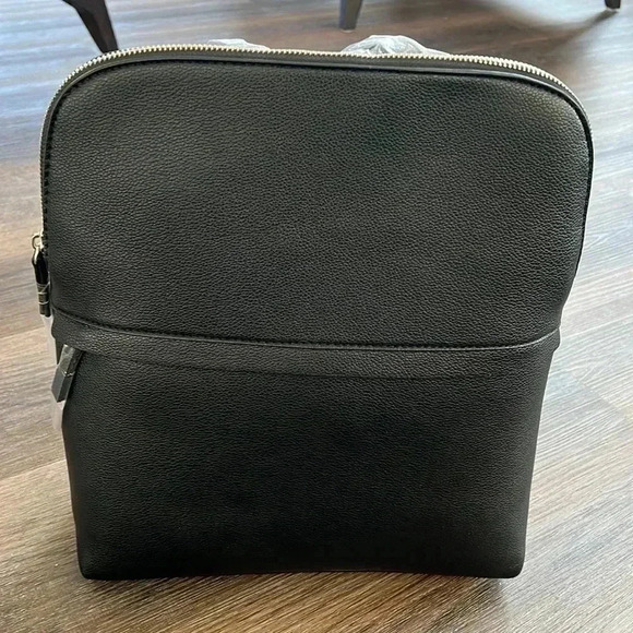 NWT  Backpack - Picture 1 of 3